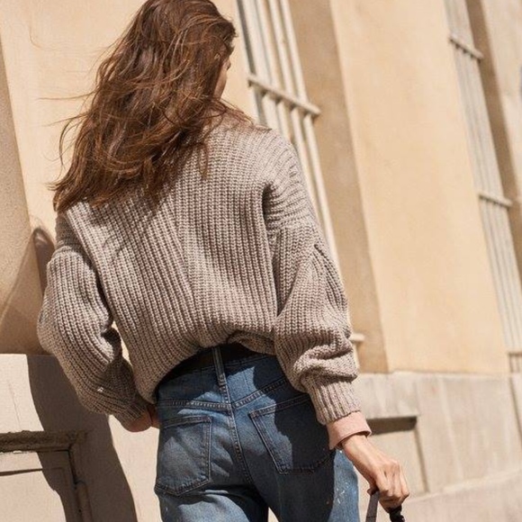 Madewell Tops - Madewell pleat-sleeve sweater
